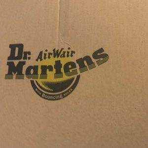 Dr. Martens brand new wore once